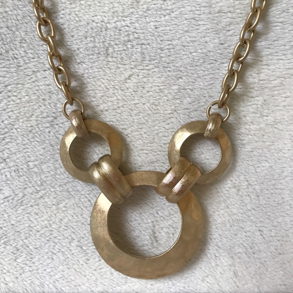 NWT Jones New York Gold Necklace